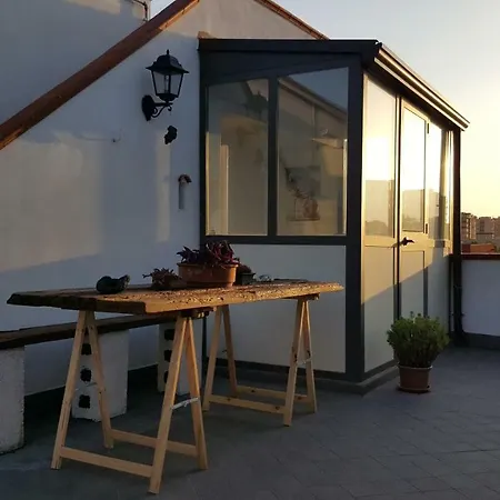 Oplontis Roof Terrace 公寓