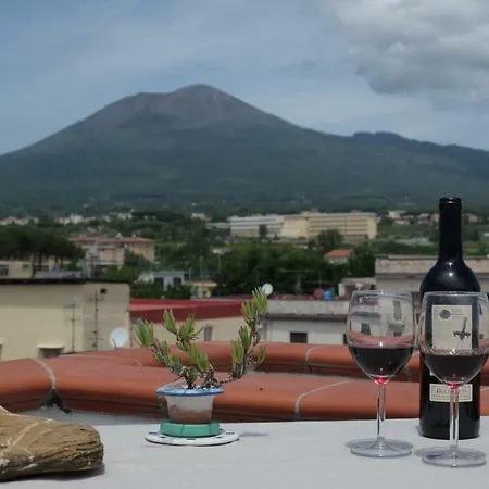 Oplontis Roof Terrace *